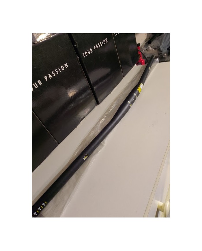 Manubrio MTB Protaper Flat Ø31.8mm – Lunghezza 810mm – Alluminio – Nuovo