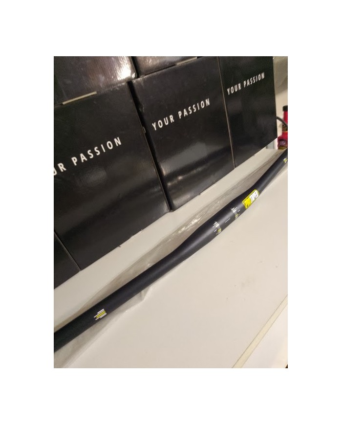 Manubrio MTB Protaper Flat Ø31.8mm – Lunghezza 810mm – Alluminio – Nuovo