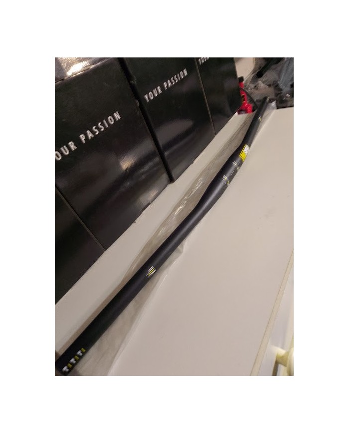 Manubrio MTB Protaper Flat Ø31.8mm – Lunghezza 810mm – Alluminio – Nuovo