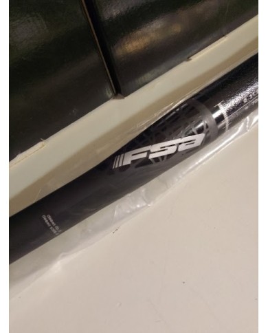 Manubrio MTB FSA SL-K Flat Ø31.8mm – Lunghezza 700mm – Carbonio