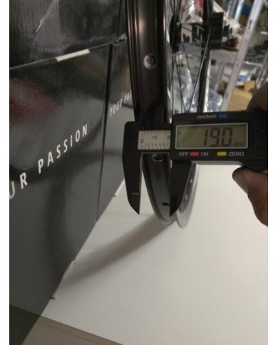 ruota mtb anteriore 27,5 sgancio rapido nuova mavic crossone per disco 6 fori ca